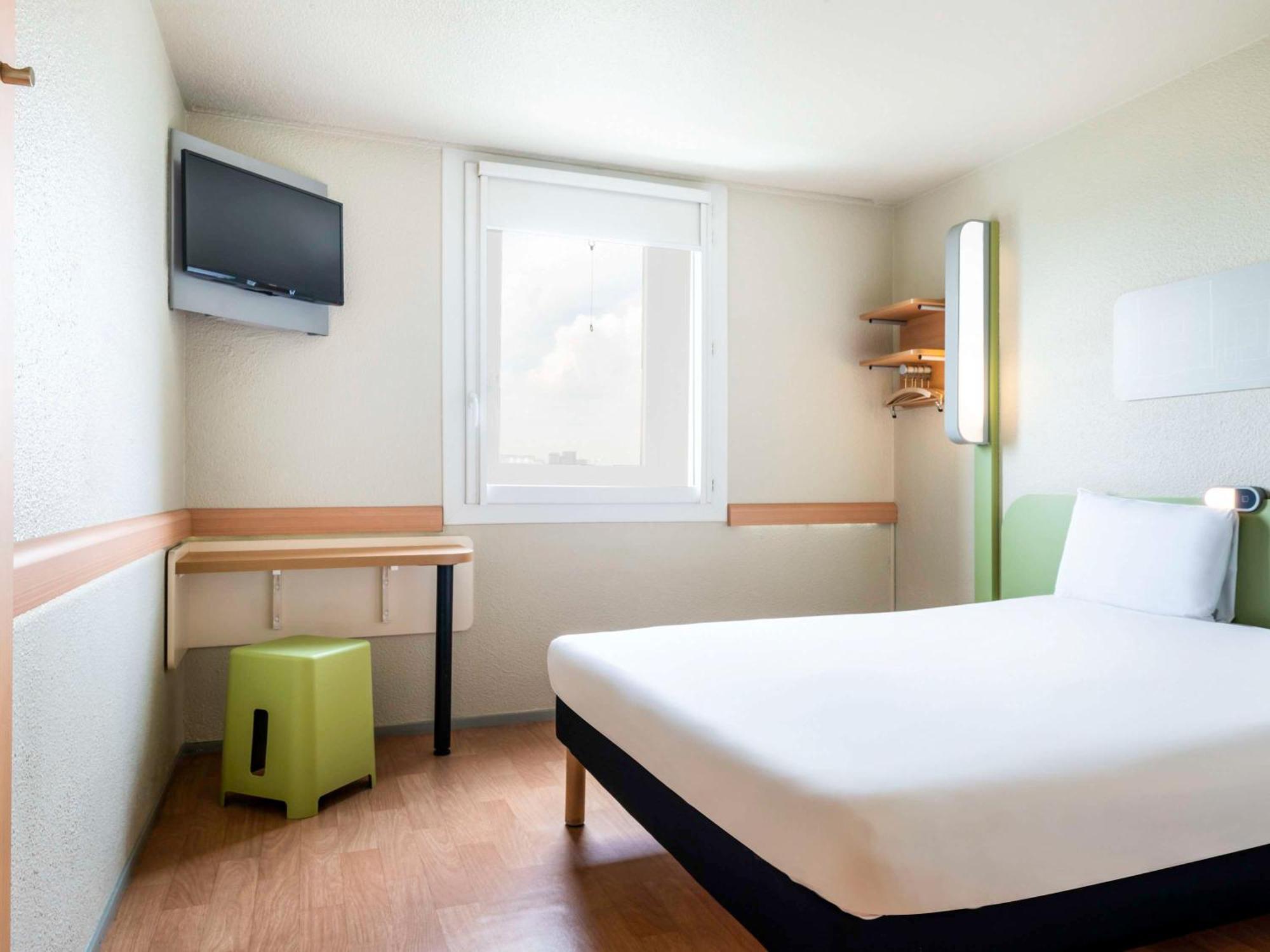 Ibis Budget Paris Porte De Bercy Hotel Charenton-le-Pont Luaran gambar