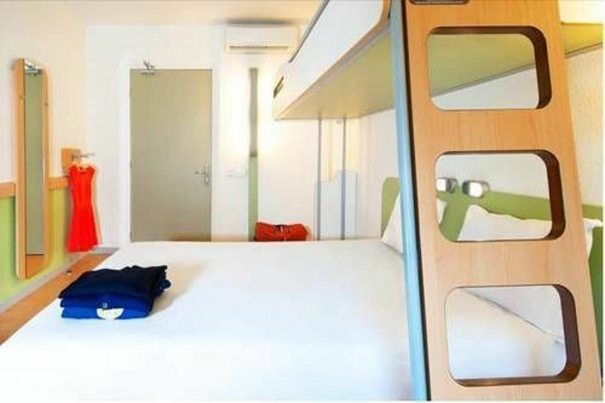 Ibis Budget Paris Porte De Bercy Hotel Charenton-le-Pont Luaran gambar