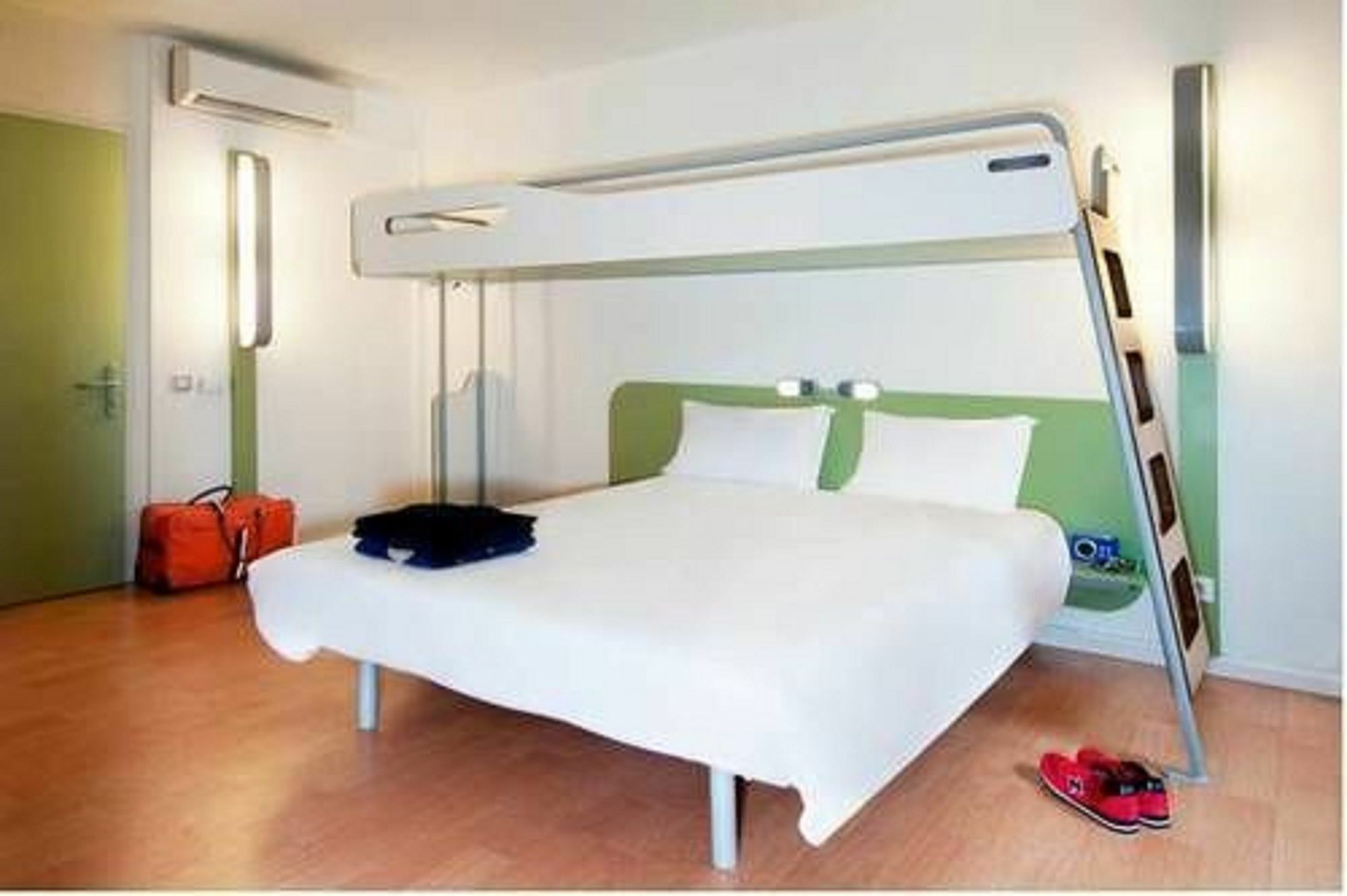 Ibis Budget Paris Porte De Bercy Hotel Charenton-le-Pont Luaran gambar